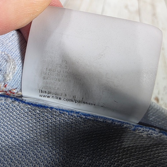 Nike‎ Air VaporMax 3 Flyknit Women's Running Shoes Crimson Light Blue Size 8 - Picture 8 of 8